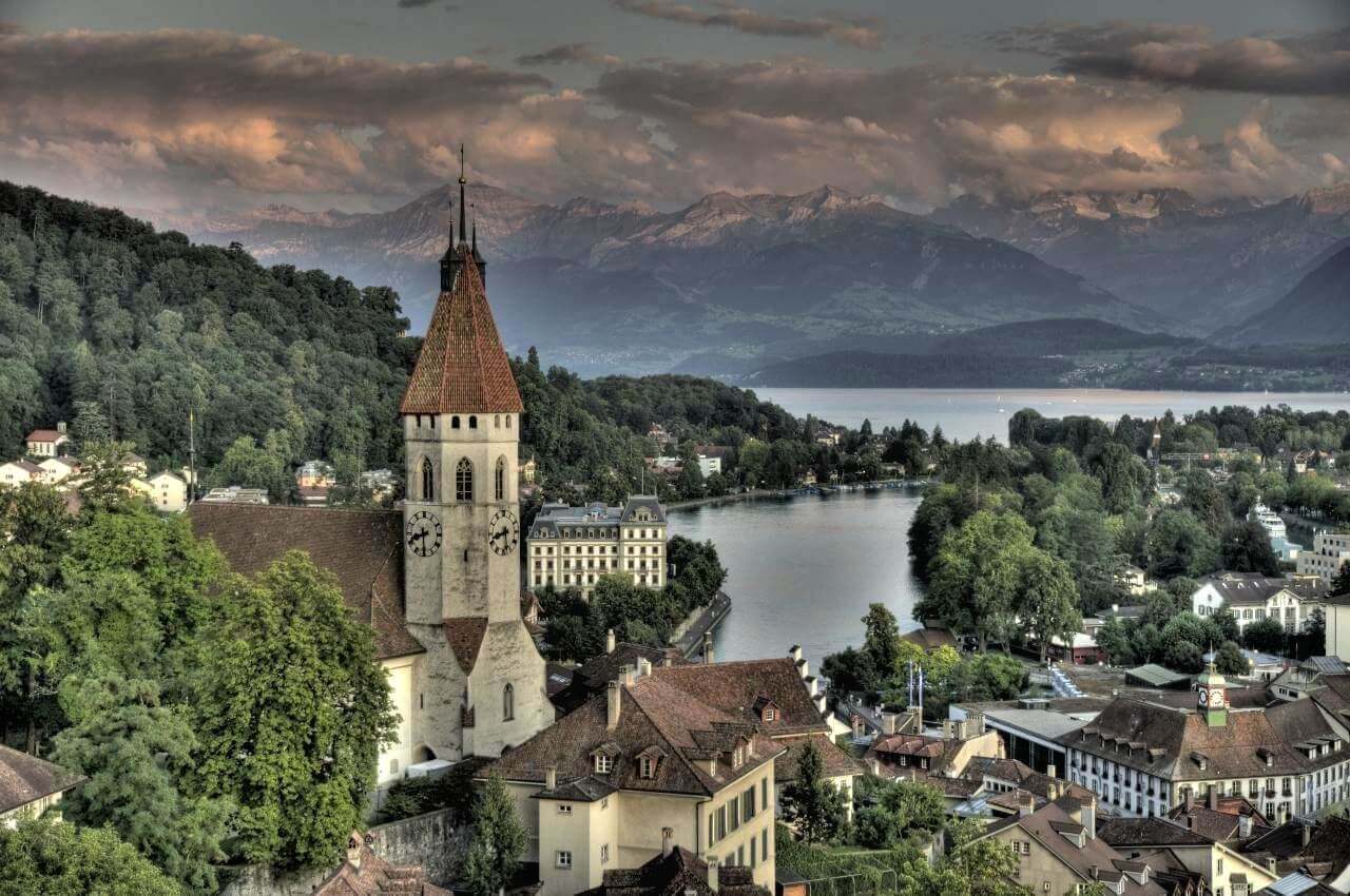 HDR-Bild-Thun-Kanton-Bern-Schweiz