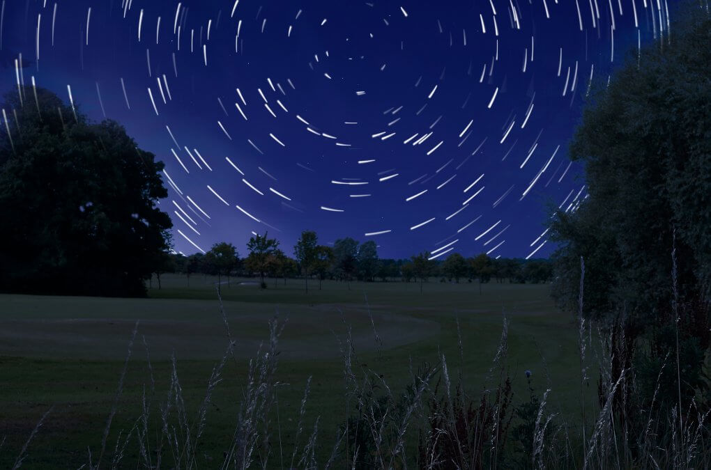 Sterne fotografieren: dynamische Linien statt Punkte