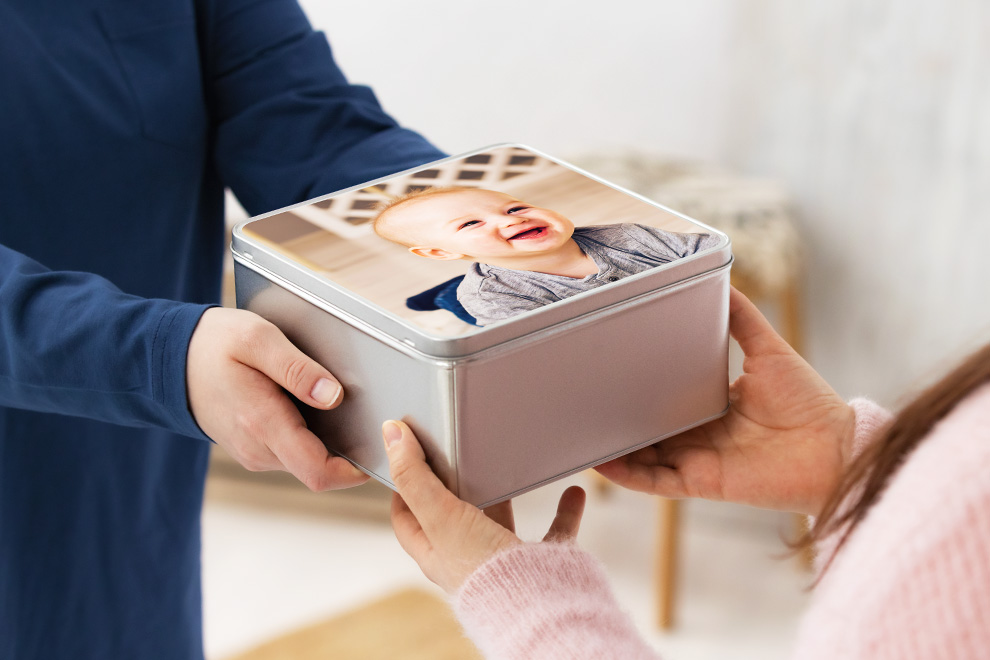 Förvara dina minnen i en snygg metallbox Förvara dina minnen i en snygg metallbox