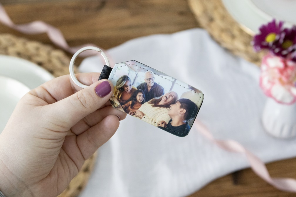 Schlüsselanhänger zum Muttertag mit eigenem Foto personalisieren.