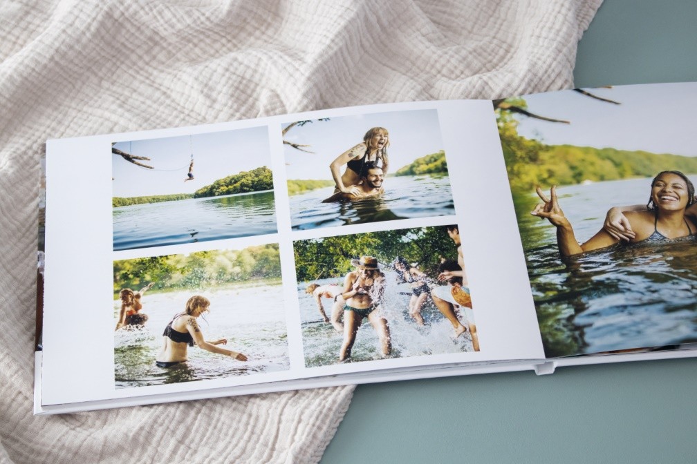 Deine schönsten Ferienfotos im Reisejahrbuch festhalten.