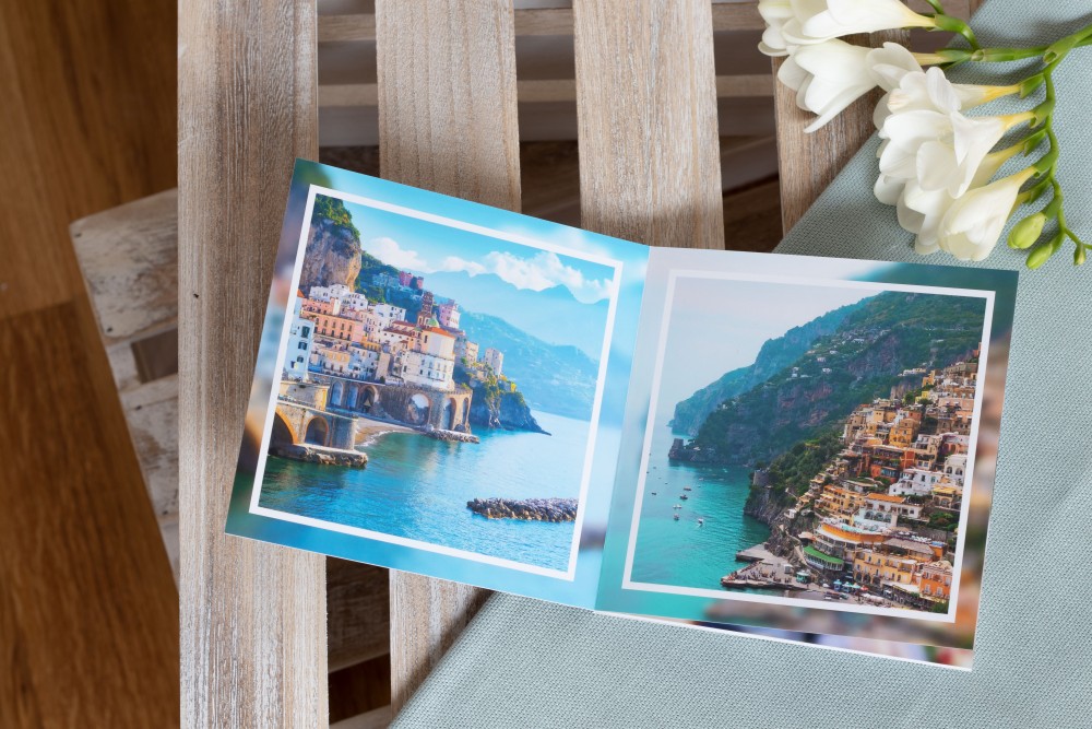 Mini-Fotobuch – das ifolor Booklet in 10x10 cm ist perfekt als Ferienerinnerung