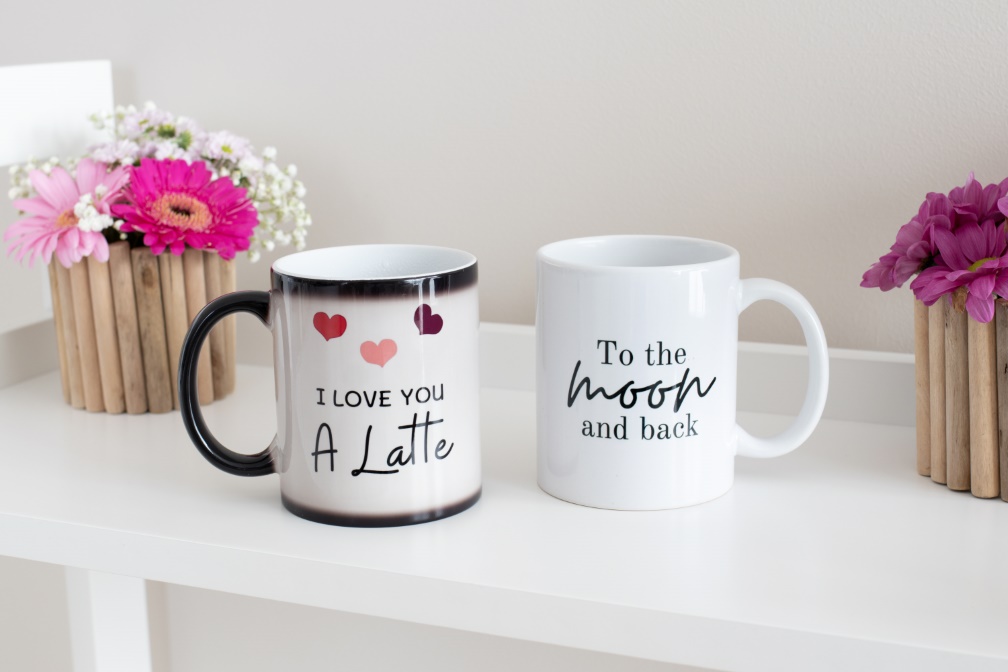 Liebevoll gestaltete Tasse mit niedlichem Wortspiel – perfekt für den neuen Kaffeebecher zum Valentinstag.