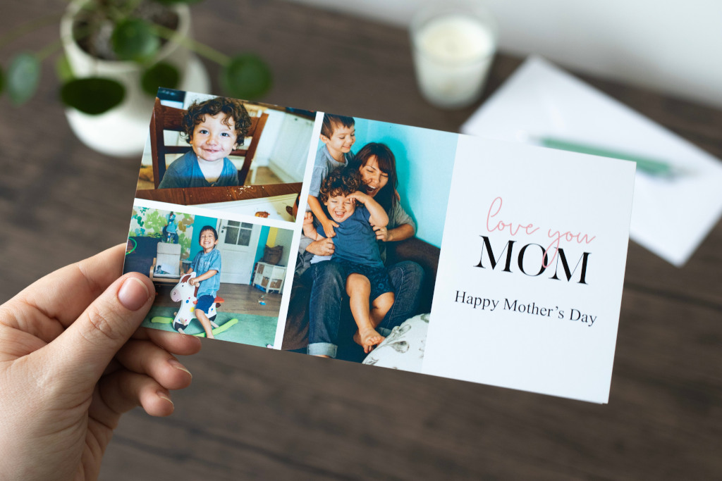 Persönliche Fotogrusskarte zum Muttertag als Collage