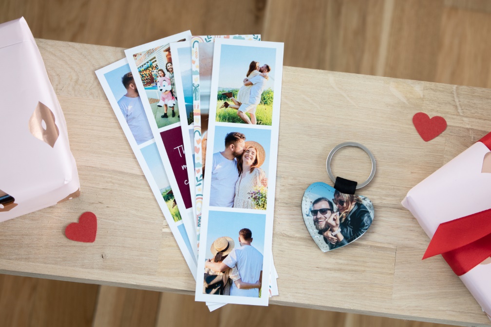 Personalisierter Foto Schlüsselanhänger und individuelle Fotostreifen.