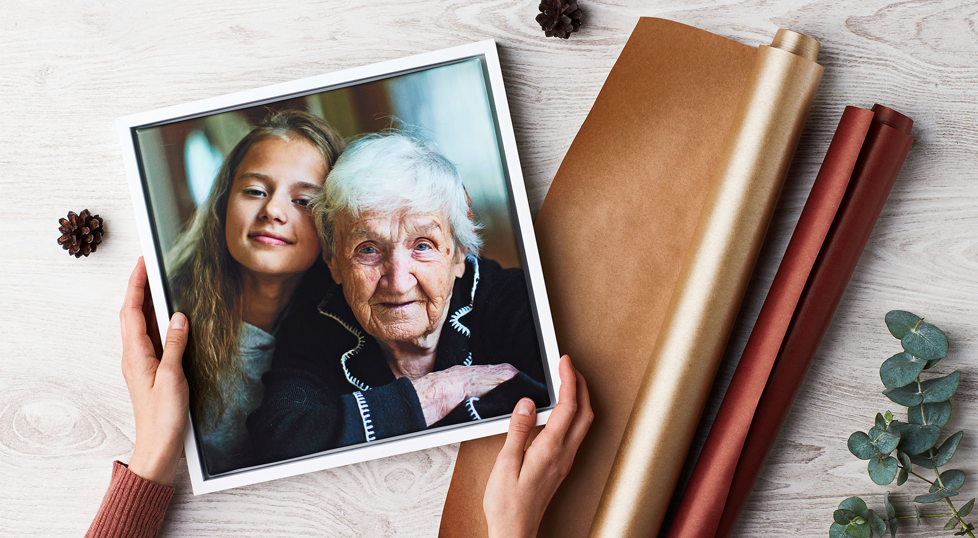 En unik present till mor- & farföräldrar: ett älskat fotominne att sätta upp på väggen