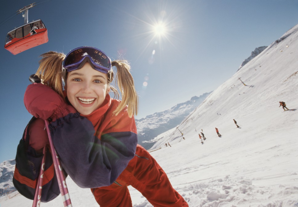 Skifahrerin Réaliser des photos nettes aux sports d’hiver