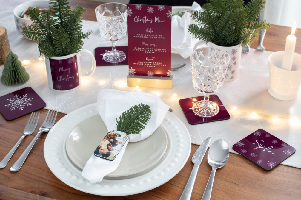 Créer et personnaliser une décoration de table pour Noël Créer et personnaliser une décoration de table pour Noël
