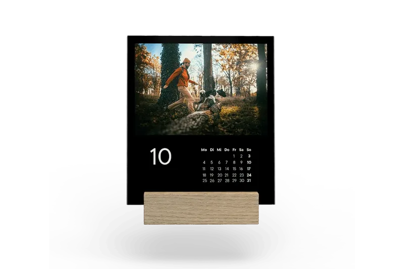 Tischkalender mit Holzaufsteller