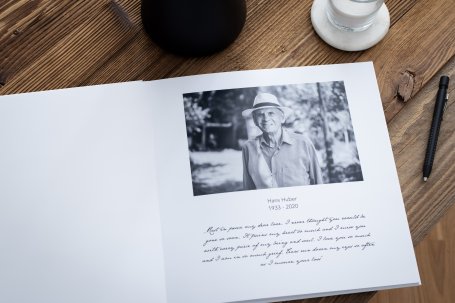 kondolenzbuch-teaserbild-sm Créer un livre de condoléances personnalisé
