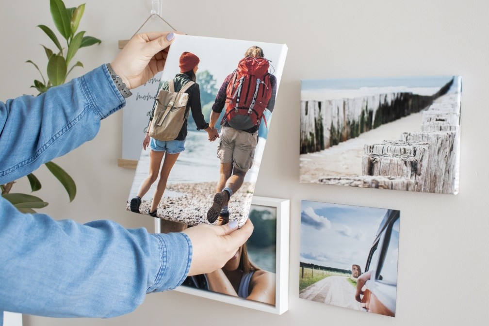 Wanddeko_richtig_anordnen Deine Galerie zuhause: Bilder richtig anordnen