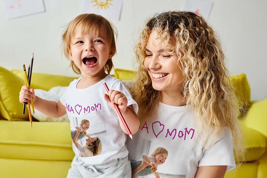 Parhaat lahjat äidille – katso kolme nerokasta lahjaideaa