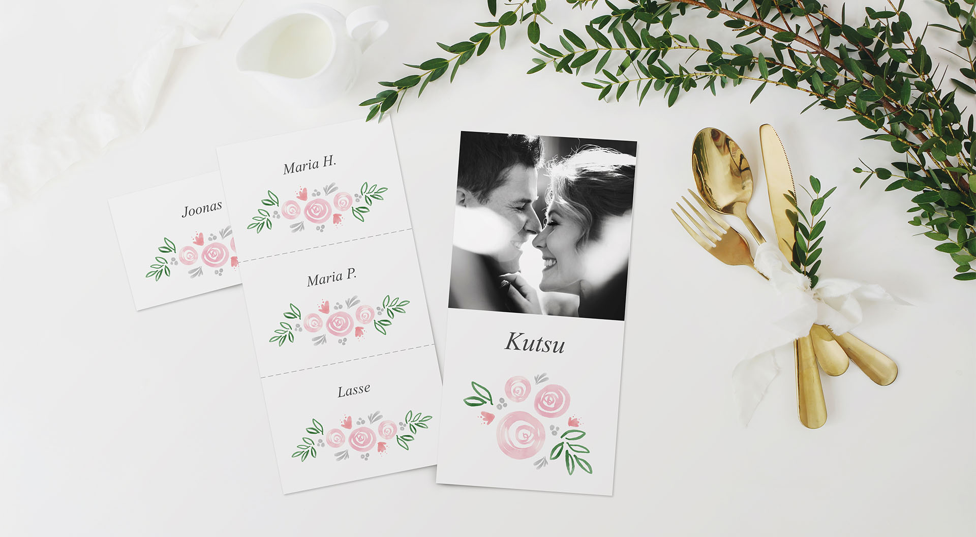 Romanttiset hääkutsukortit ruusugraafikalla