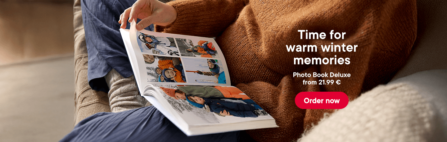Order the Deluxe book of winter holiday memories from €21.99