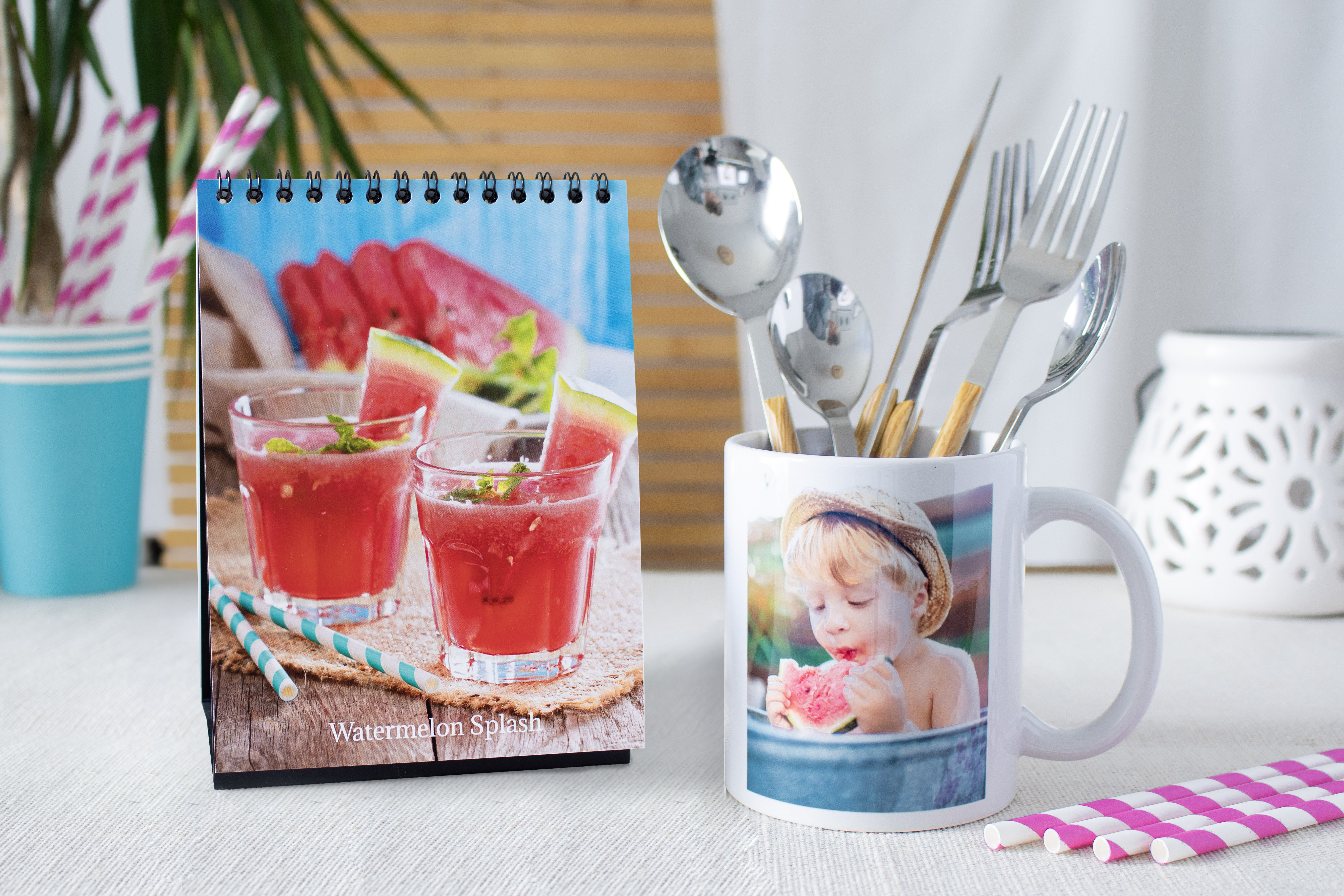 Céramique personnalisée pour votre soirée d’été: mug photo comme porte-couverts. Céramique personnalisée pour votre soirée d’été: mug photo comme porte-couverts.