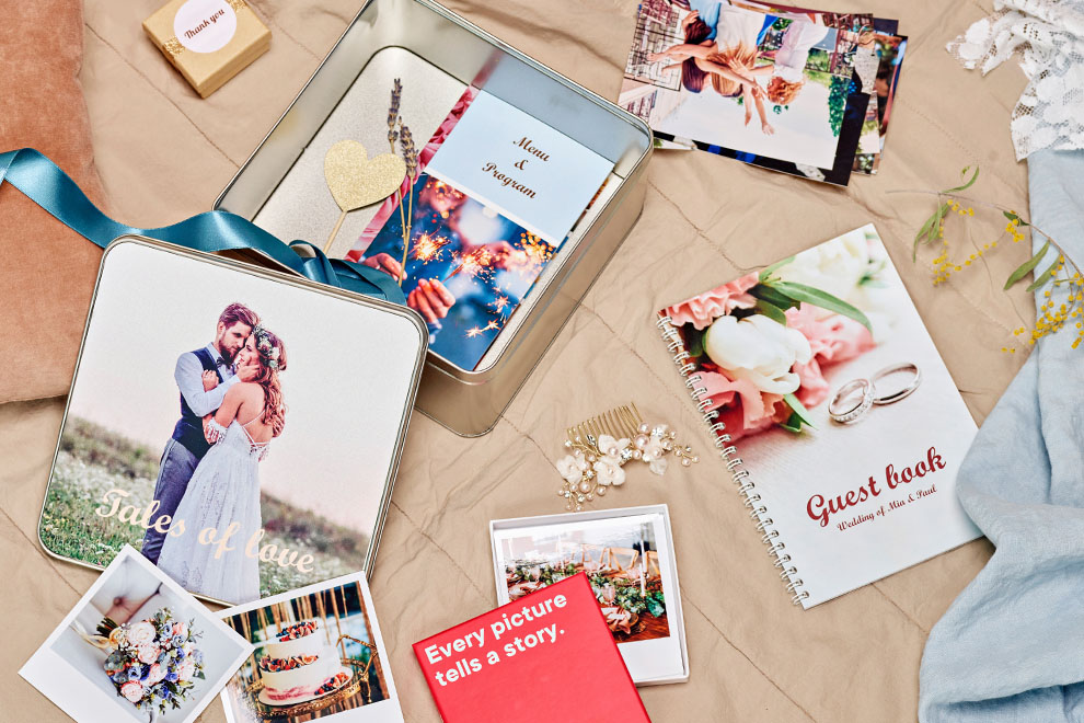 Keep your wedding keepsakes for bride and groom in a special wedding day keepsake box.