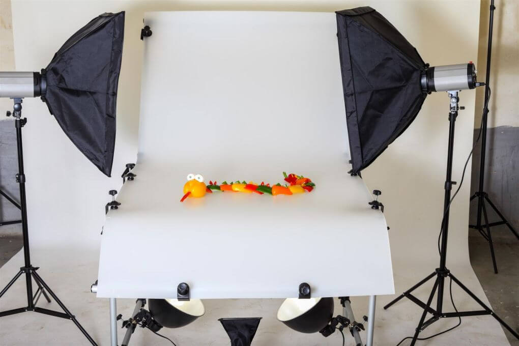 How to prevent shadows in photography: Tips and DIY tricks | ifolor